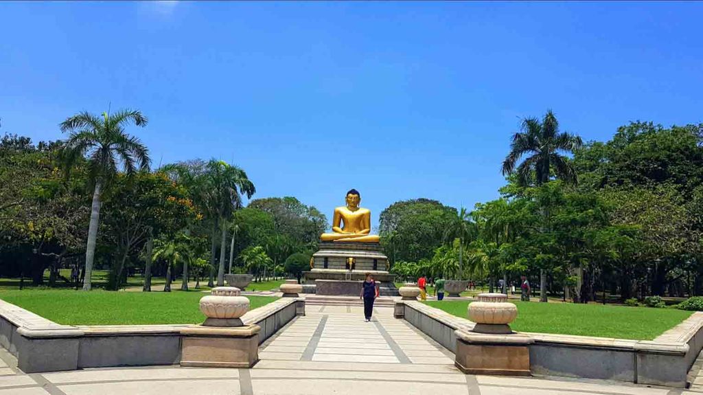 Viharamahadevi Park