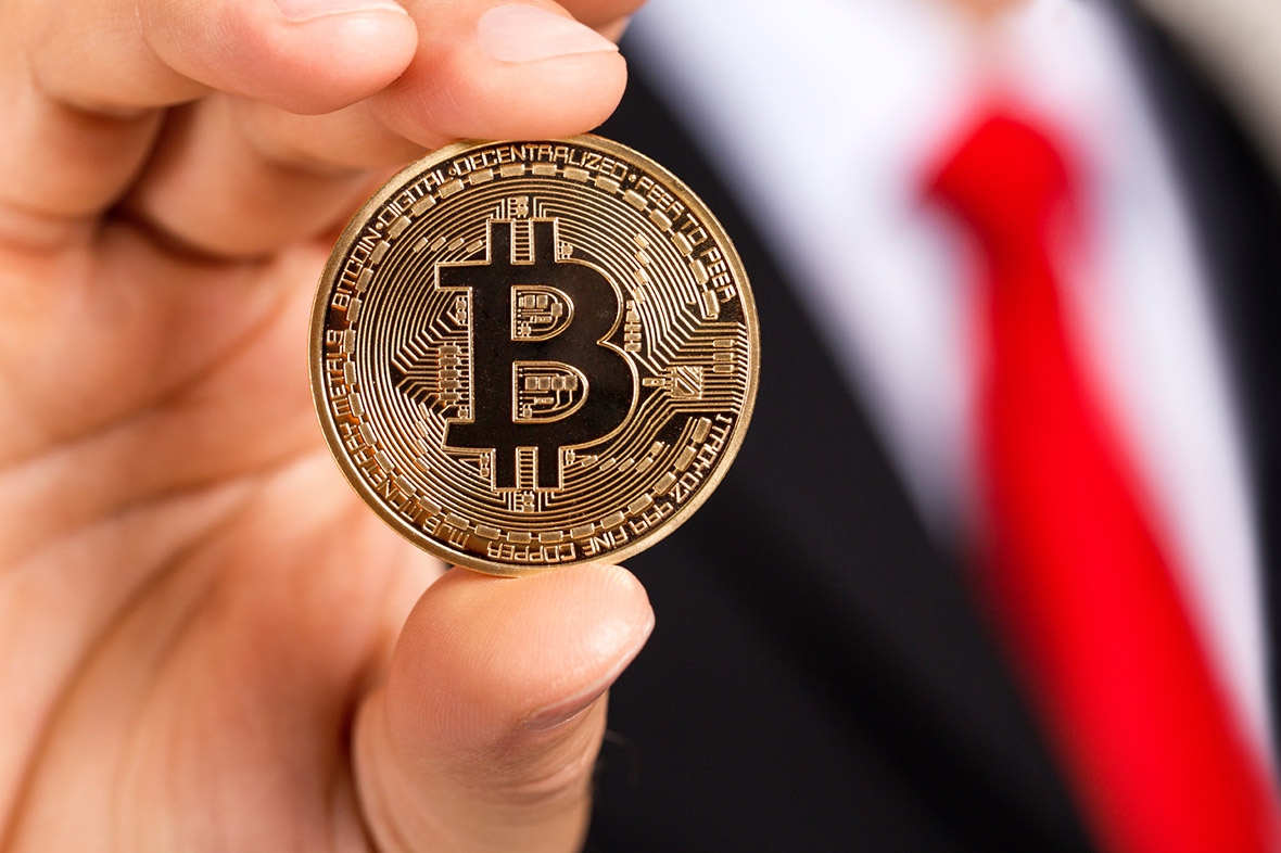 உலகையே உலுக்கி வரும் பிட்காயின் சங்கதிகள் 1 bitcoin