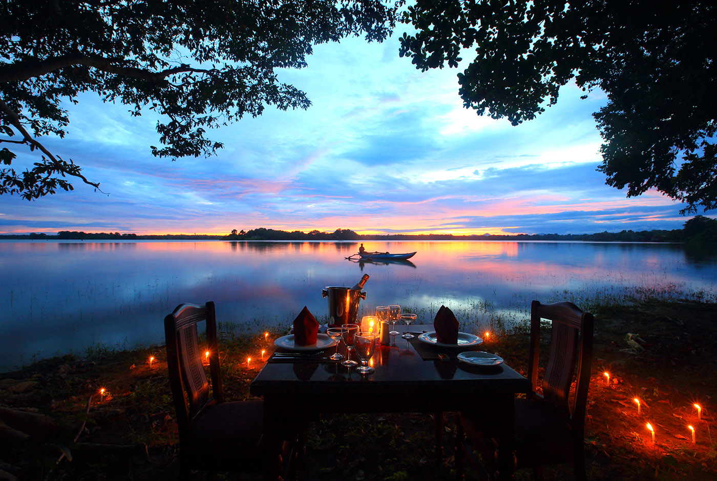 Centauria Lake Resort Dining