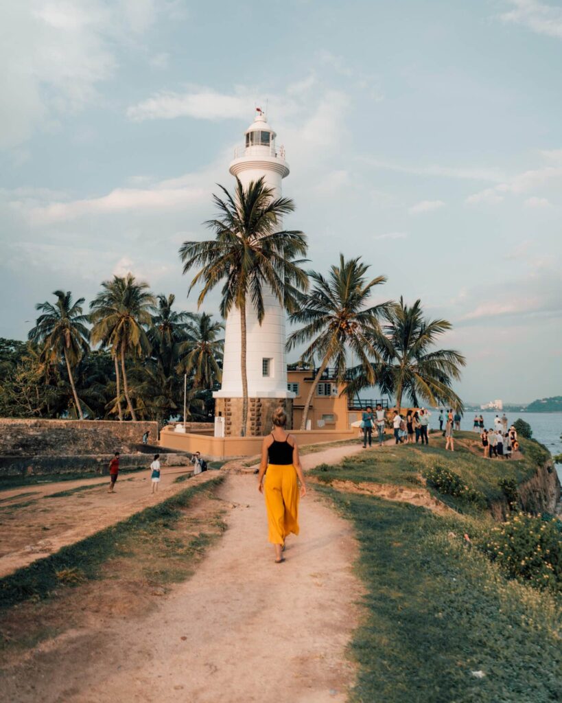 galle 819x1024 1