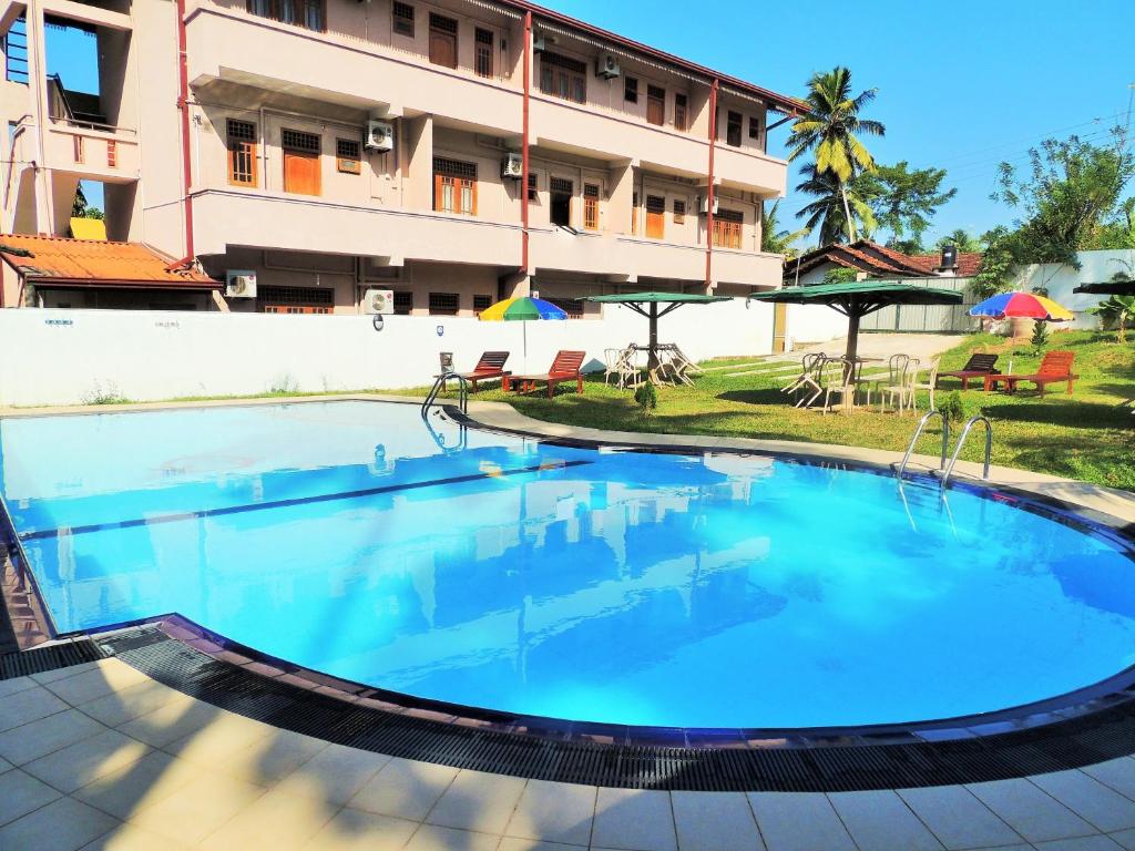 Green View Hotel Katunayake 1