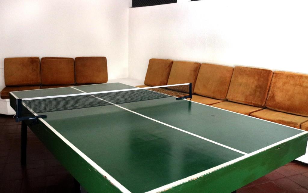 hotel-hilltop-table-tennis-game