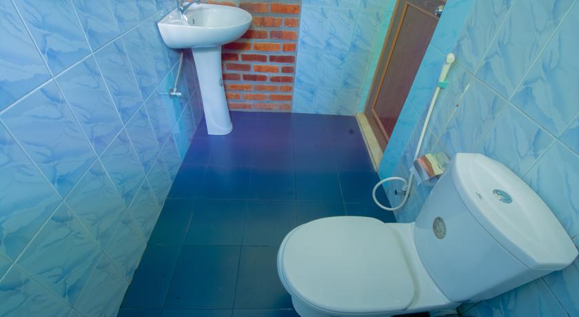 kandy-riverside-villa-wash-rooms