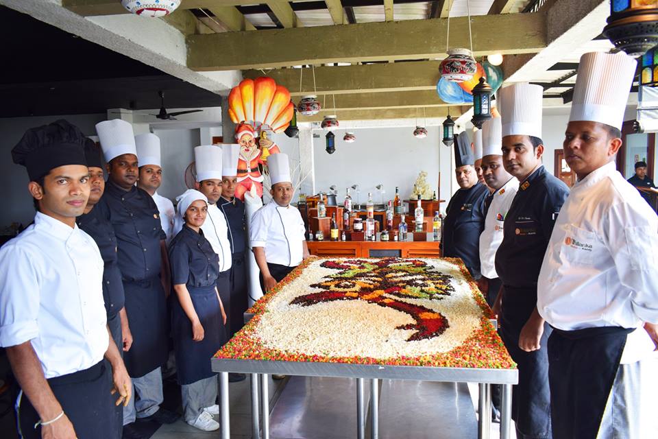 thilanka-hotel-staff